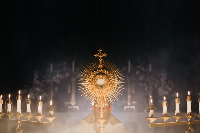 EUCHARYSTIA Z MODLITWĄ O UZDROWIENIE – TERMINY